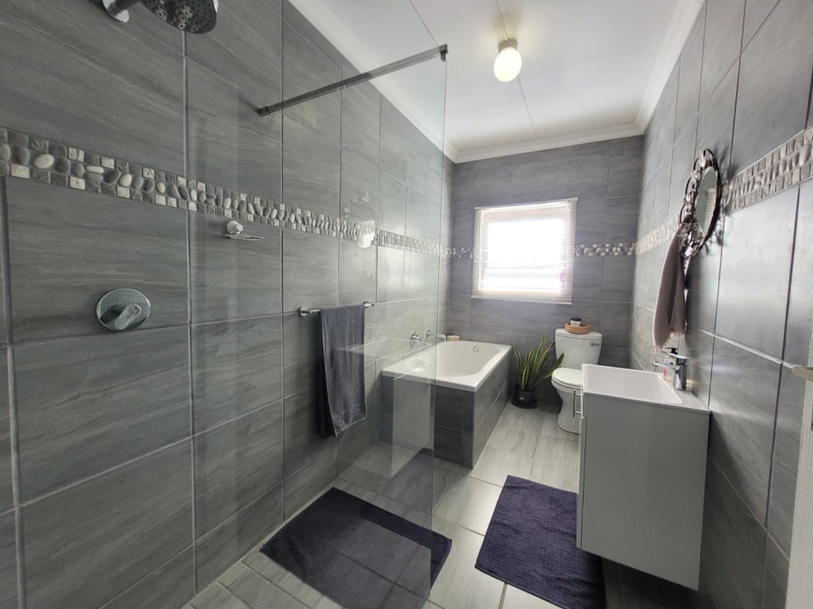 4 Bedroom Property for Sale in George South Western Cape